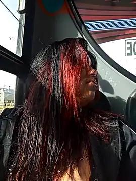 snow belle online show from October 2025 08:21:01 PM