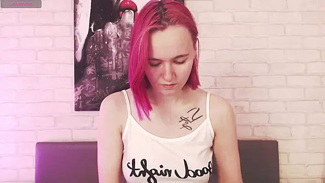 Ericha Stone online show from September 2025 01:27:01 AM