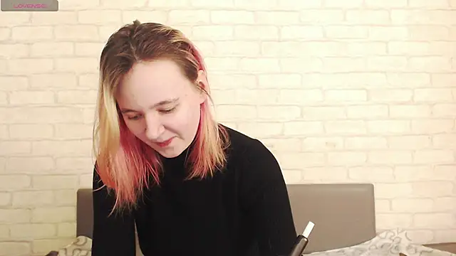 Ericha Stone online show from March 2026 08:11:01 AM