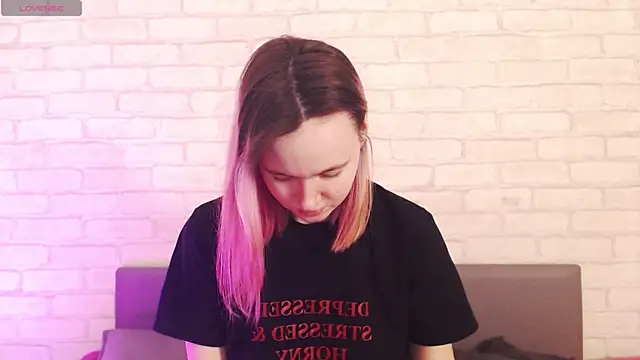 Ericha Stone online show from April 2026 07:57:01 AM