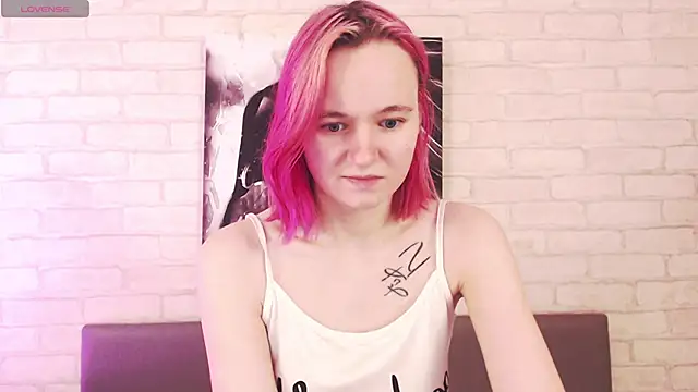 Ericha Stone online show from October 2025 01:50:01 AM
