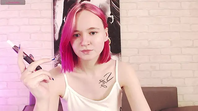 Ericha Stone online show from September 2025 08:06:01 AM