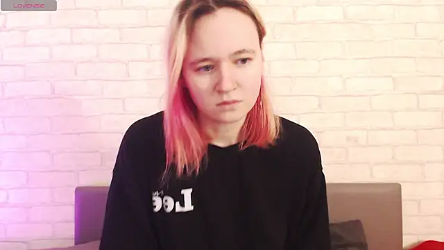 Ericha Stone online show from February 2026 01:14:02 AM