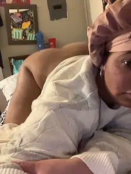 StylishEchium online show from February 2026 05:35:02 PM