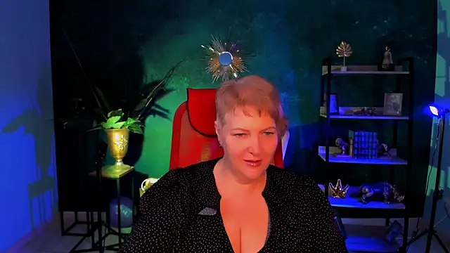 Snapshot of MaryMogan chatting on November 2025 08:41:01 AM MaryMogan online show from November 2025 08:41:01 AM