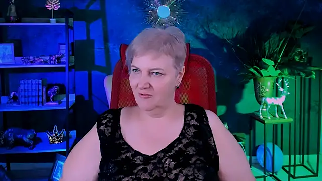 Snapshot of MaryMogan chatting on November 2025 05:35:02 PM MaryMogan online show from November 2025 05:35:02 PM