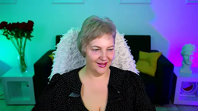 Snapshot of MaryMogan chatting on November 2025 04:49:02 AM MaryMogan online show from November 2025 04:49:02 AM