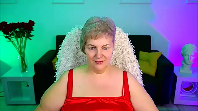 Snapshot of MaryMogan chatting on November 2025 05:00:02 AM MaryMogan online show from November 2025 05:00:02 AM