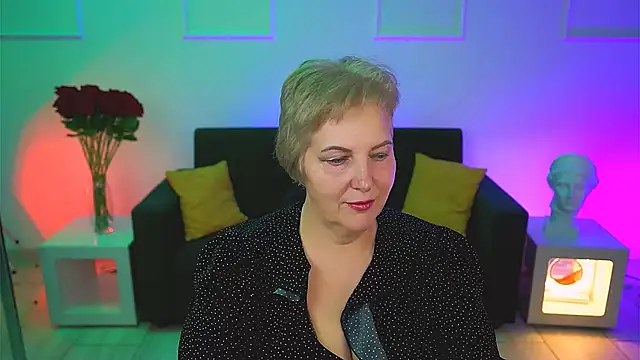 Snapshot of MaryMogan chatting on November 2025 05:02:01 AM MaryMogan online show from November 2025 05:02:01 AM