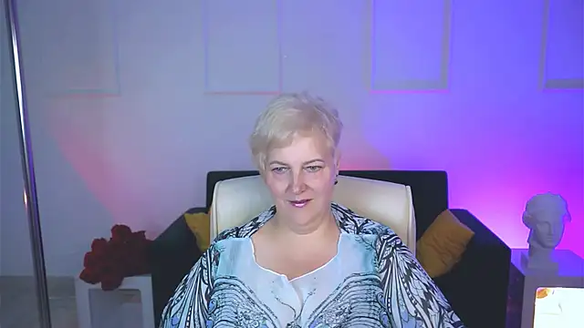 MaryMogan online show from September 2025 08:36:02 AM