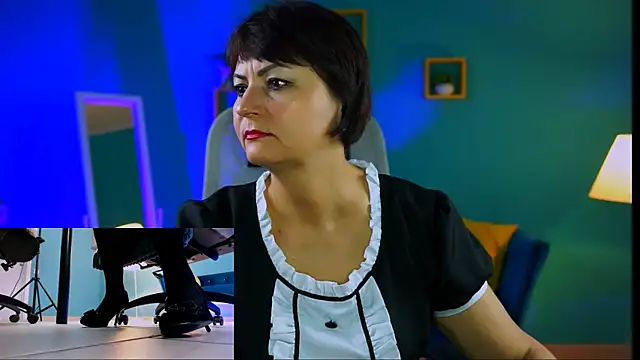 HelenBeler online show from November 2025 05:30:01 AM