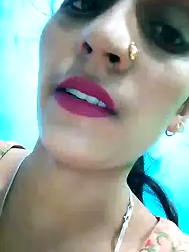 Snapshot of Pahadi_couple chatting on October 2025 04:26:02 PM Pahadi couple online show from October 2025 04:26:02 PM