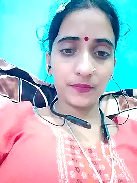 Snapshot of Pahadi_couple chatting on October 2025 05:30:02 AM Pahadi couple online show from October 2025 05:30:02 AM