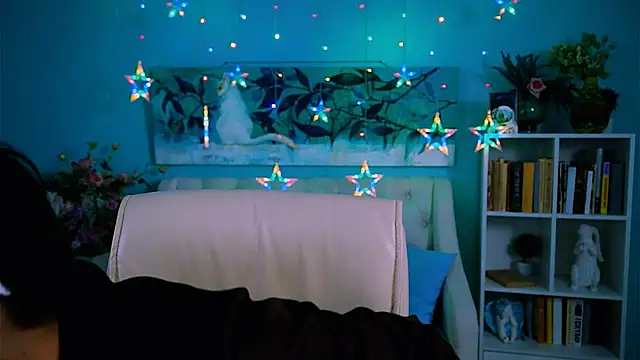 LauraDavidsons online show from September 2025 04:23:01 PM