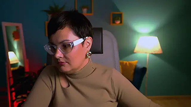 LauraDavidsons online show from October 2025 04:32:02 PM