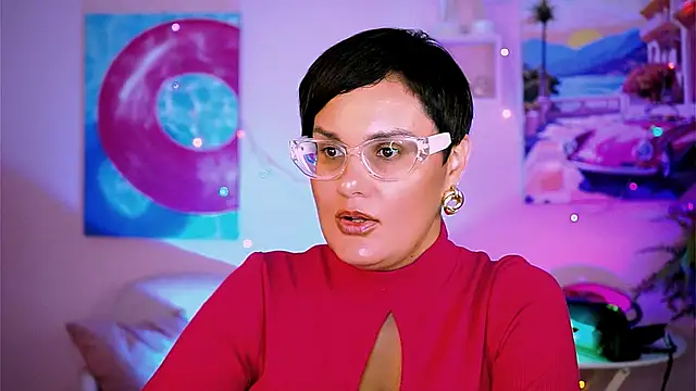 LauraDavidsons online show from September 2025 07:32:01 PM