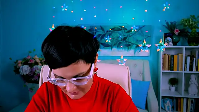 LauraDavidsons online show from October 2025 05:56:01 PM