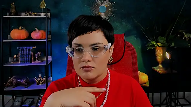 LauraDavidsons online show from October 2025 04:36:01 PM