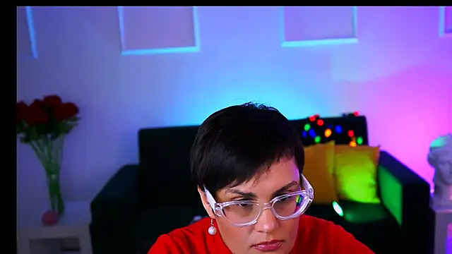 LauraDavidsons online show from February 2026 05:04:01 PM