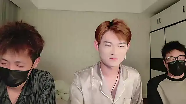 Snapshot of Dancer03 chatting on September 2025 02:34:02 PM Dancer03 online show from September 2025 02:34:02 PM