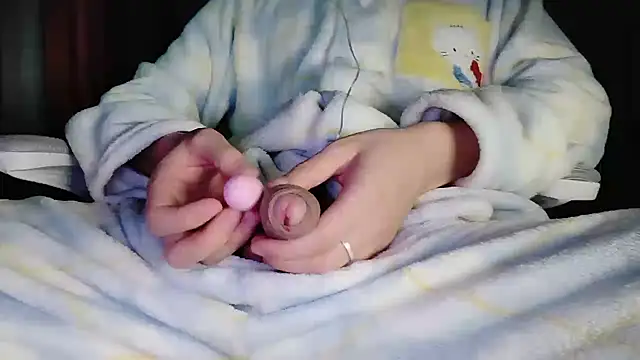 Snapshot of Dancer03 chatting on November 2025 12:09:02 PM Dancer03 online show from November 2025 12:09:02 PM