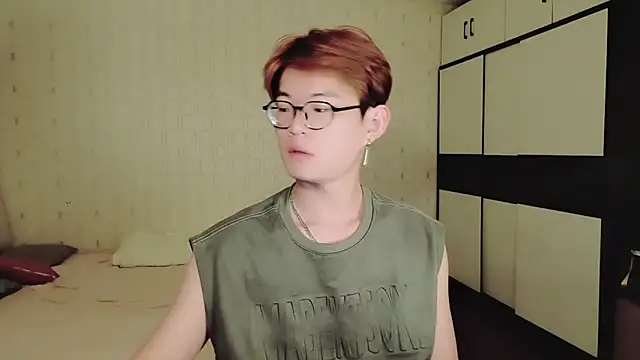 Snapshot of Dancer03 chatting on October 2025 02:29:02 PM Dancer03 online show from October 2025 02:29:02 PM