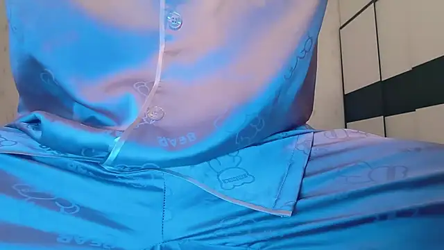 Snapshot of Dancer03 chatting on October 2025 01:04:02 PM Dancer03 online show from October 2025 01:04:02 PM