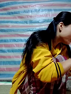 Georgia here online show from December 2025 12:33:02 AM