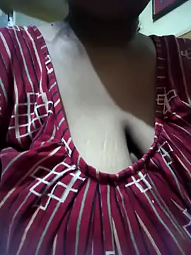 Snapshot of cute_zisha chatting on October 2025 02:33:02 AM cute zisha online show from October 2025 02:33:02 AM