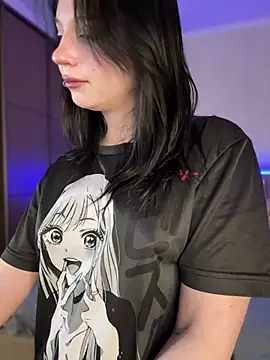 YourLittleDevil online show from March 2026 05:21:02 AM