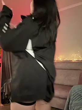 YourLittleDevil online show from March 2026 05:19:02 AM