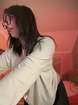 YourLittleDevil online show from March 2026 05:51:02 AM