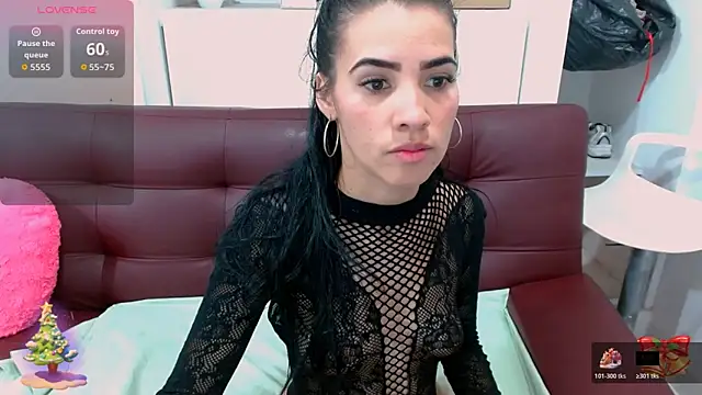 vanesa19  online show from November 2025 04:18:01 PM