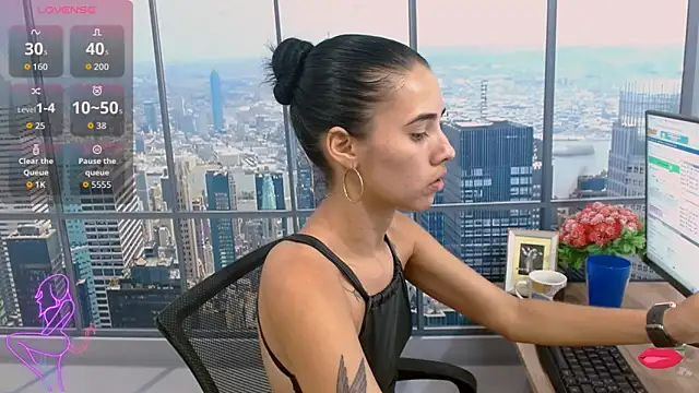 vanesa19  online show from November 2025 01:17:01 PM