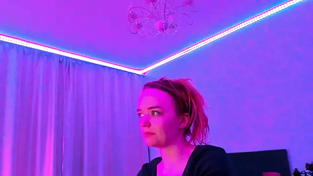 JanetShy online show from November 2025 07:02:02 AM