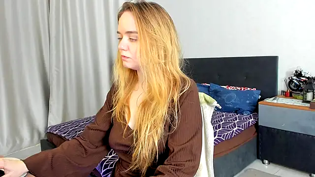 JanetShy online show from September 2025 07:09:01 AM