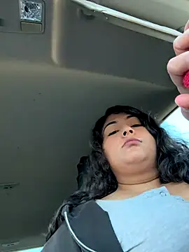 Honeyboo2333 online show from November 2025 02:55:02 PM