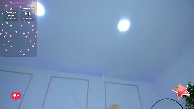 Emilywillis8 online show from November 2025 01:04:02 PM