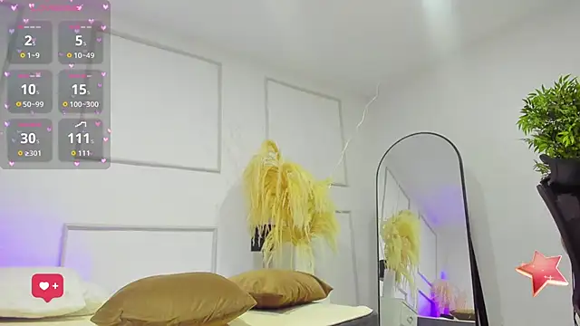 Emilywillis8 online show from November 2025 01:32:02 PM