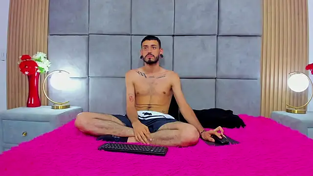 rolo martinez online show from September 2025 08:15:02 PM