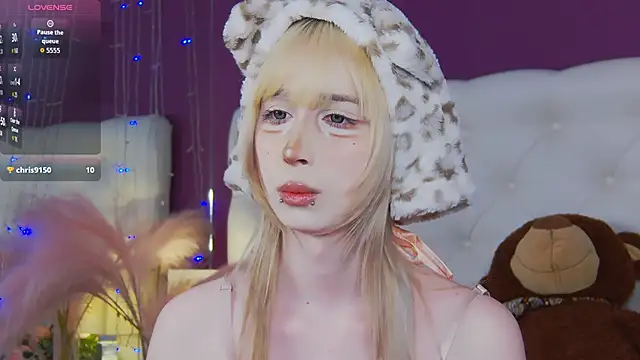 cutetomie online show from April 2026 09:40:02 PM