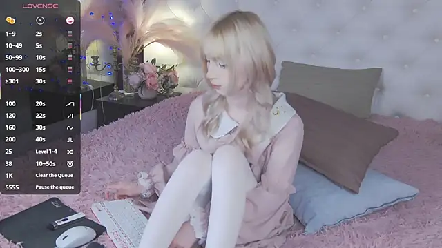 cutetomie online show from November 2025 09:59:02 PM