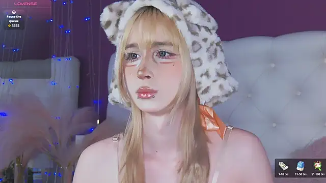 cutetomie online show from April 2026 09:21:01 PM