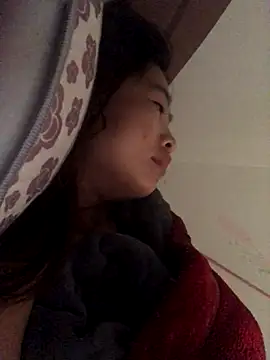 Snapshot of LiLy-0477 chatting on November 2025 01:09:02 AM LiLy-0477 online show from November 2025 01:09:02 AM