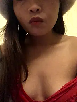 Snapshot of LiLy-0477 chatting on November 2025 10:41:02 AM LiLy-0477 online show from November 2025 10:41:02 AM