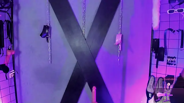 MissKara Ariana bdsm online show from December 2025 10:58:02 AM