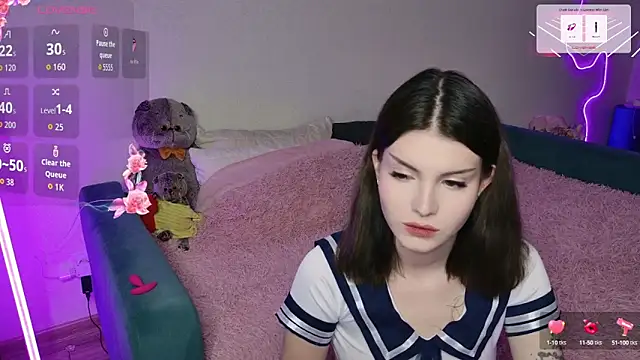 Snapshot of Alice18James chatting on October 2025 05:35:02 PM Alice18James online show from October 2025 05:35:02 PM