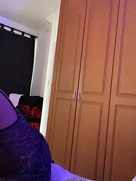 VeronicaSaenzx online show from February 2026 08:00:02 PM