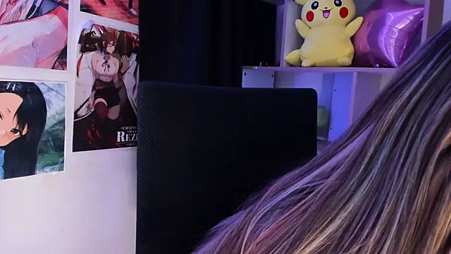 VeronicaSaenzx online show from October 2025 08:52:01 PM