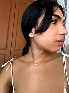 VeronicaSaenzx online show from December 2025 08:52:01 PM